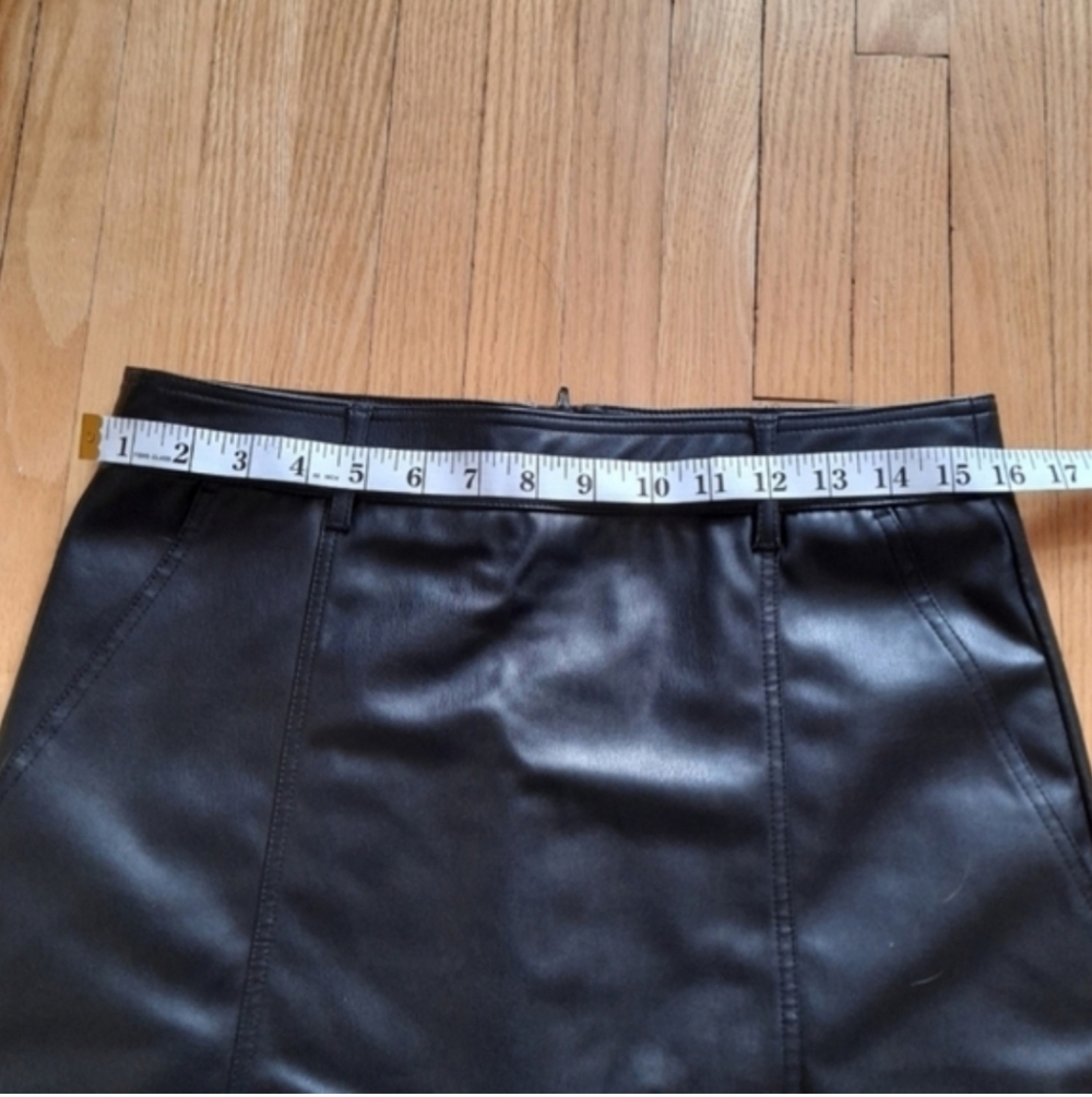 RW&CO. Black Faux Leather Skirt Size 8 - Picture 11 of 11